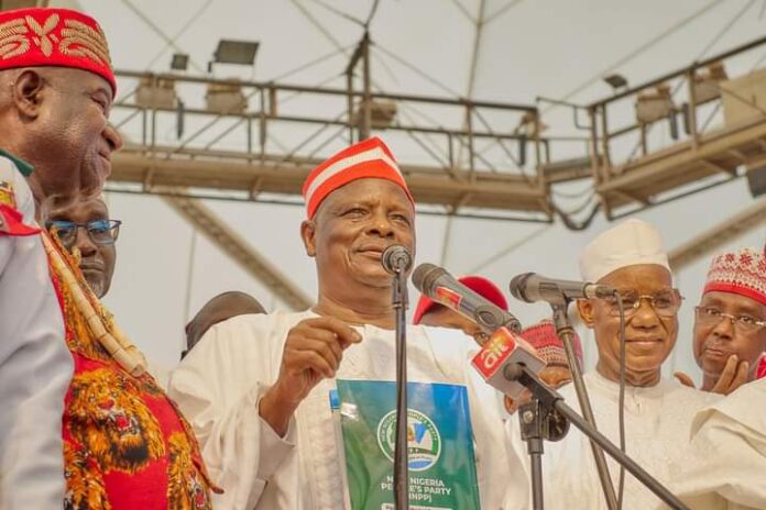 Kwankwaso receives defectors
