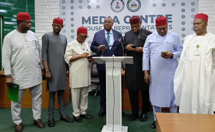 APC Enugu Defection strengthens