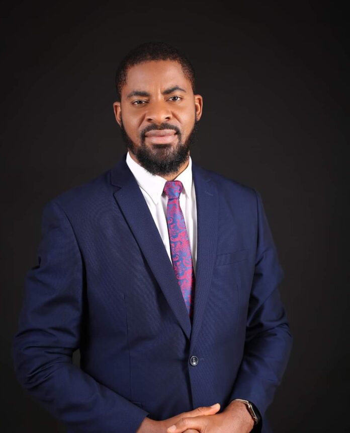 Deji Adeyanju