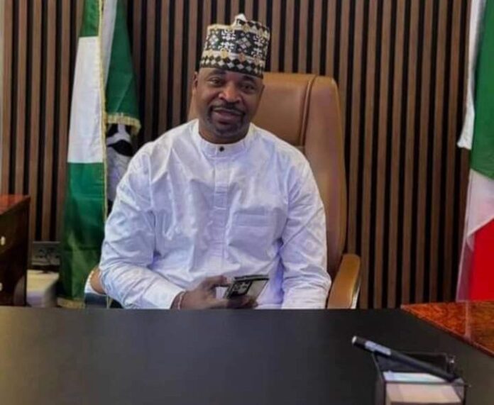 MC Oluomo Distributes Cash at APC Convention Amid Controversy